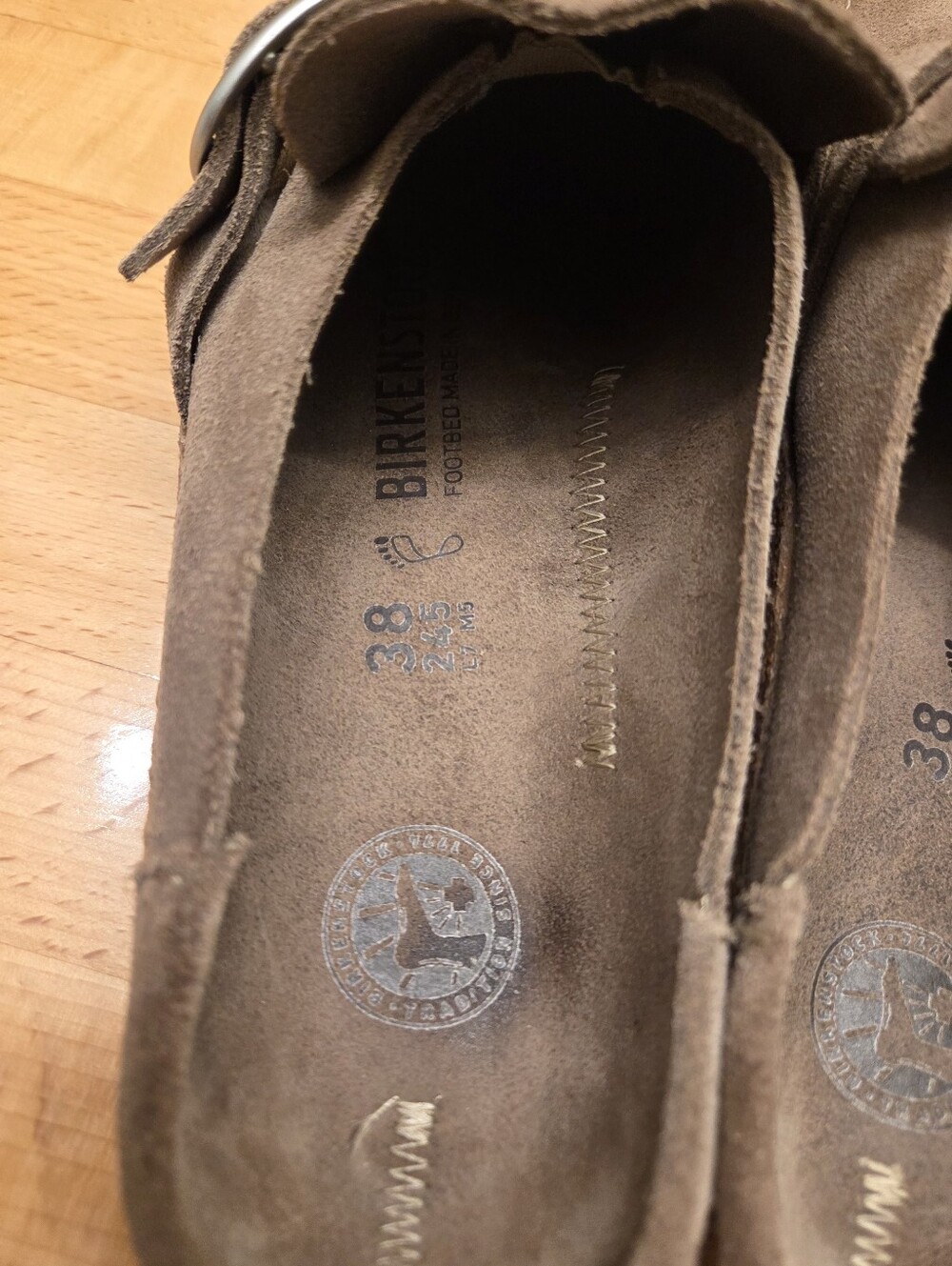Birkenstock Buckley Suede Clogs Neutral Taupe Women's Size EU 38 - Picture 5 of 10